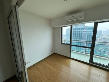 For Sale! 1 Bedroom at Acqua Private Residences in Mandaluyong City