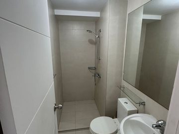 For Sale! 1 Bedroom at Acqua Private Residences in Mandaluyong City