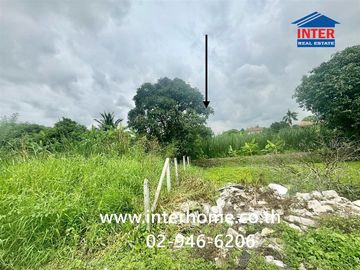 Vacant land, 200 square wah. Land adjacent to the Baan Ua Arthorn Nonthaburi housing project, Soi Kantana, Kanchanaphisek Road, Bang Yai, Nonthaburi.