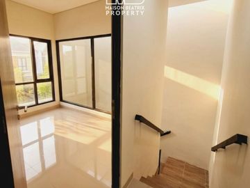 RUMAH CANTIK 2 LANTAI SIAP HUNI DI SERUA - CIPUTAT
