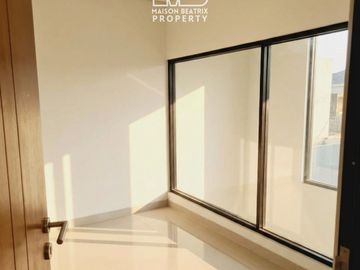 RUMAH CANTIK 2 LANTAI SIAP HUNI DI SERUA - CIPUTAT