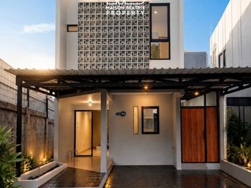 RUMAH CANTIK 2 LANTAI SIAP HUNI DI SERUA - CIPUTAT
