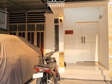 DIJUAL / DISEWAKAN RUMAH FULL FURNISH SIAP HUNI LOKASI STRATEGIS DI TENAYAN RAYA - PEKANBARU