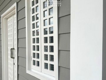 RUMAH 2 LANTAI SIAP HUNI LOKASI STRATEGIS DI PERUMAHAN JLN. SEPAKAT MENTENG KOTA MEDAN