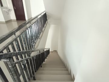 Ruko Komersial Osaka PIK 2 | LT 60 m² | LB 180 m² | Siap Usaha