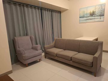 For Sale: Fire Sale 2BR Investment Unit with Parking at One Uptown Residence, Uptown Bonifacio