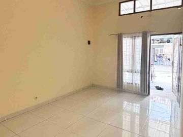Rumah Siap Huni Strategis Termurah Dekat Stan Bintaro