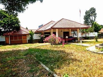 Dijual Rumah Siap Huni Halaman Luas Bonus Kontrakan di Kranggan Cibubur