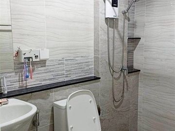 Two-story townhome, 18.9 sq.wah, Siwarom Village, Sukhumvit-Bang Pu 58, near Bang Pu Municipality, Soi Bang Pu Municipality 58, Old Sukhumvit Road, Sr