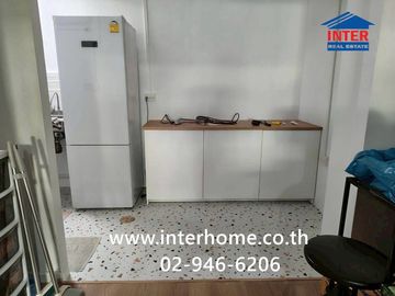 Two-story townhome, 18.9 sq.wah, Siwarom Village, Sukhumvit-Bang Pu 58, near Bang Pu Municipality, Soi Bang Pu Municipality 58, Old Sukhumvit Road, Sr