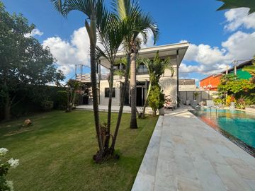 For Rent Villa 2 bedroom with Big Garden