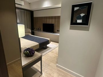 CONDO FOR SALE: 210 sqm 3 Bedroom in Arca South Taguig - Arbor Lanes
