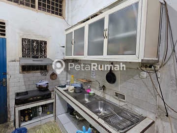 DIJUAL RUMAH JALAN YOS SUDARSO LORONG 1A - SIMPANG JALAN BAMBU - MEDAN BARAT (vincent)
