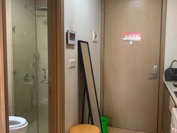 DIJUAL APARTEMEN GOLD COAST PIK STUDIO FULL FURNISH BAGUS DI TOWER BAHAMA