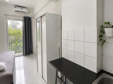 Disewakan Apartemen Emerald Bintaro Studio Semi Furnish Harga Special