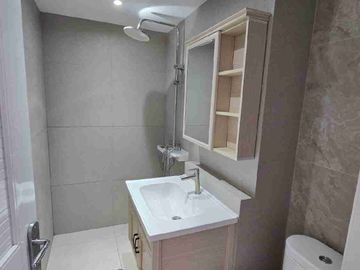 Apartemen Cosmopolis Tower A