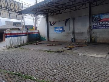 DIJUAL BENGKEL STRATEGIS DEPAN JALAN RAYA DI KARAWACI