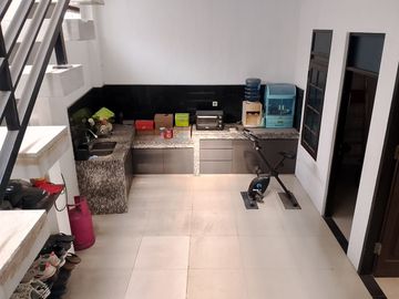 rumah murah bagus minimalis siap huni taman holis indah THI bandung