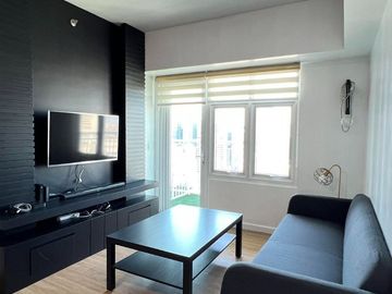 1BR Unit For Lease in Two Serendra, Meranti Tower, BGC, Taguig City