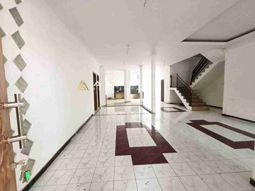 Dijual Cepat Rumah Hook 2,5 Lantai Hook di Citra Batam, Batam Center