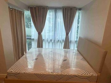 For Rent 1 Bedroom with Balcony Fully Furnished in 38 Park Cebu