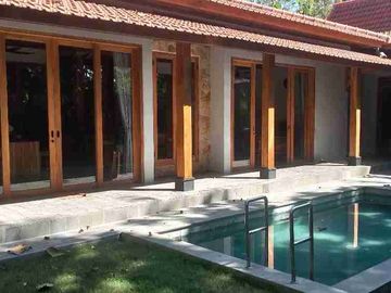 villa luas sawangan nusa dua bali