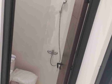 Rumah Dijual Brand New 2 Lantai di Jatiwaringin, Pondok Gede, Bekasi – SHM, Cluster One Gate, Dekat Tol Jatiwaringin