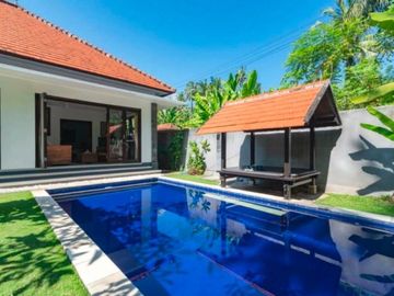 Charming Tropical 2BR Villa Near Lovina Beach, Buleleng