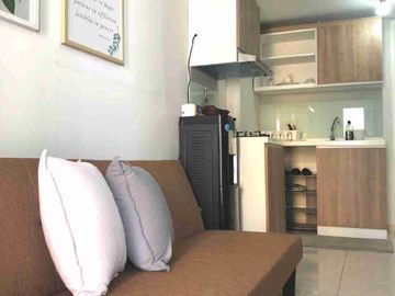 Disewakan apartemen 2 BR Furnished dekat summarecon mall bekasi