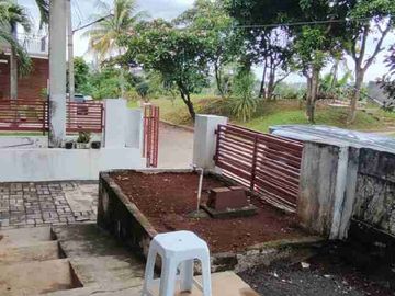 Di Jual Rumah posisi Hook Bukit Golf Cibubur Riverside
