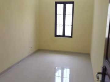 A68 Jual Rumah Baru di Kemanggisan Slipi Model American Classic