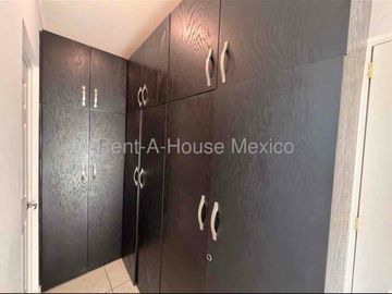 RENTA | Casa en El Mirador, Querétaro | 3 habitaciones | amplia casa | plazas comerciales cerca.