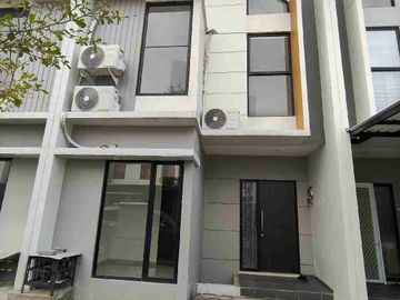 Disewakan rumah eastern park ada AC tiap kamar perumahan Grand Eastern, Surabaya timur