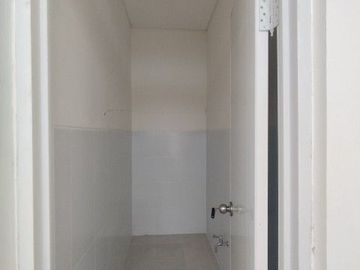 Rumah Cantik 2 Lantai Uk 7X12.5 di Suvarna Sutera Tangerang 1KA0002L
