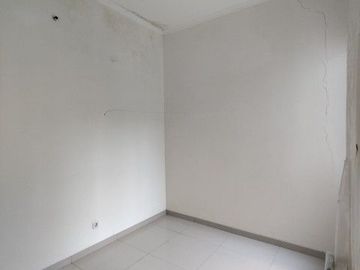 Rumah Cantik 2 Lantai Uk 7X12.5 di Suvarna Sutera Tangerang 1KA0002L