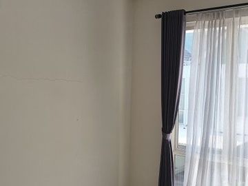 Rumah Cantik 2 Lantai Uk 7X12.5 di Suvarna Sutera Tangerang 1KA0002L