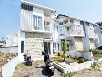 Rumah Atau Villa Perumahan Sengkaling Dau Tlogomas Malang