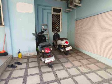 Dijual Rumah Harga cakep, lokasi strategis di pusat bekasi Selatan