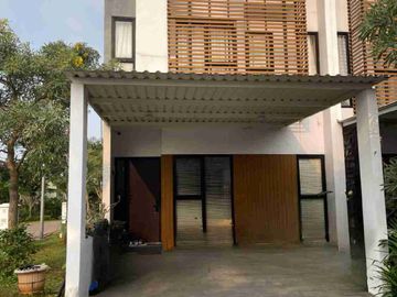DIJUAL RUMAH METLAND PURI
