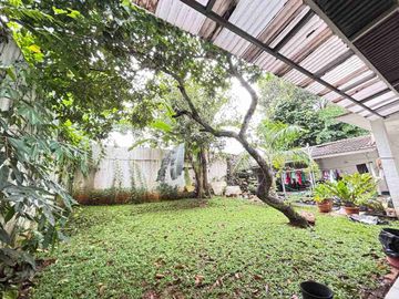 Rumah mewah 8.5 M tanah luas 500 LB 400 di Giri Loka Serpong Tangerang