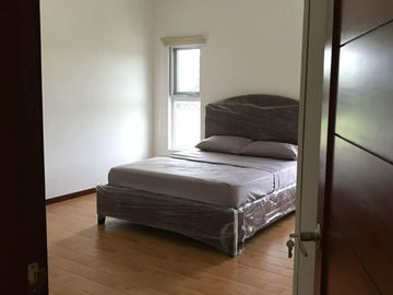 CORNER 3-BEDROOM HOUSE FOR RENT IN ANGELES CITY PAMPANGA
