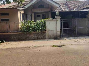 Dijual murah Rumah standar BSD Kencana Loka Sektor 12 Badan