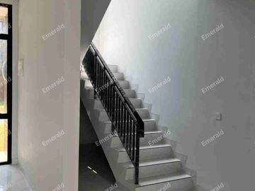 Rumah Mewah Siap Huni di Area Exclusive PIK 2