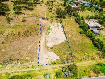 EN VENTA TERRENO DE 1432 m2 EN CHICTI, PAUTE