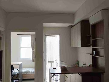 Apartment 2 BR Full furnish Parahyangan Residences Ciumbeluit