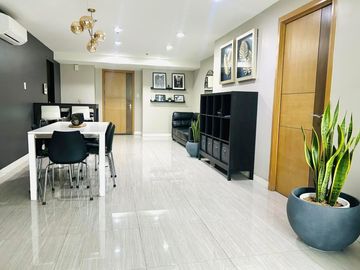 FOR RENT | 3 bedroom  ONE CENTRAL CONDOMINIUM