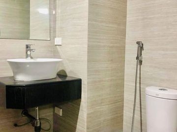 FOR RENT | 3 bedroom  ONE CENTRAL CONDOMINIUM