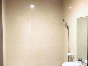 FOR RENT | 3 bedroom  ONE CENTRAL CONDOMINIUM