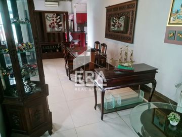 Rumah Cantik Klasik Siap Huni Full Furnish Hoek Bebas Banjir di Grand Galaxy Bekasi Selatan
