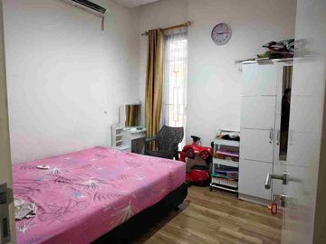 Dijual Rumah 3lt lokasi strategis, dekat tol Full Bangunan Puri 11 Residen Karang Tengah Tangerang